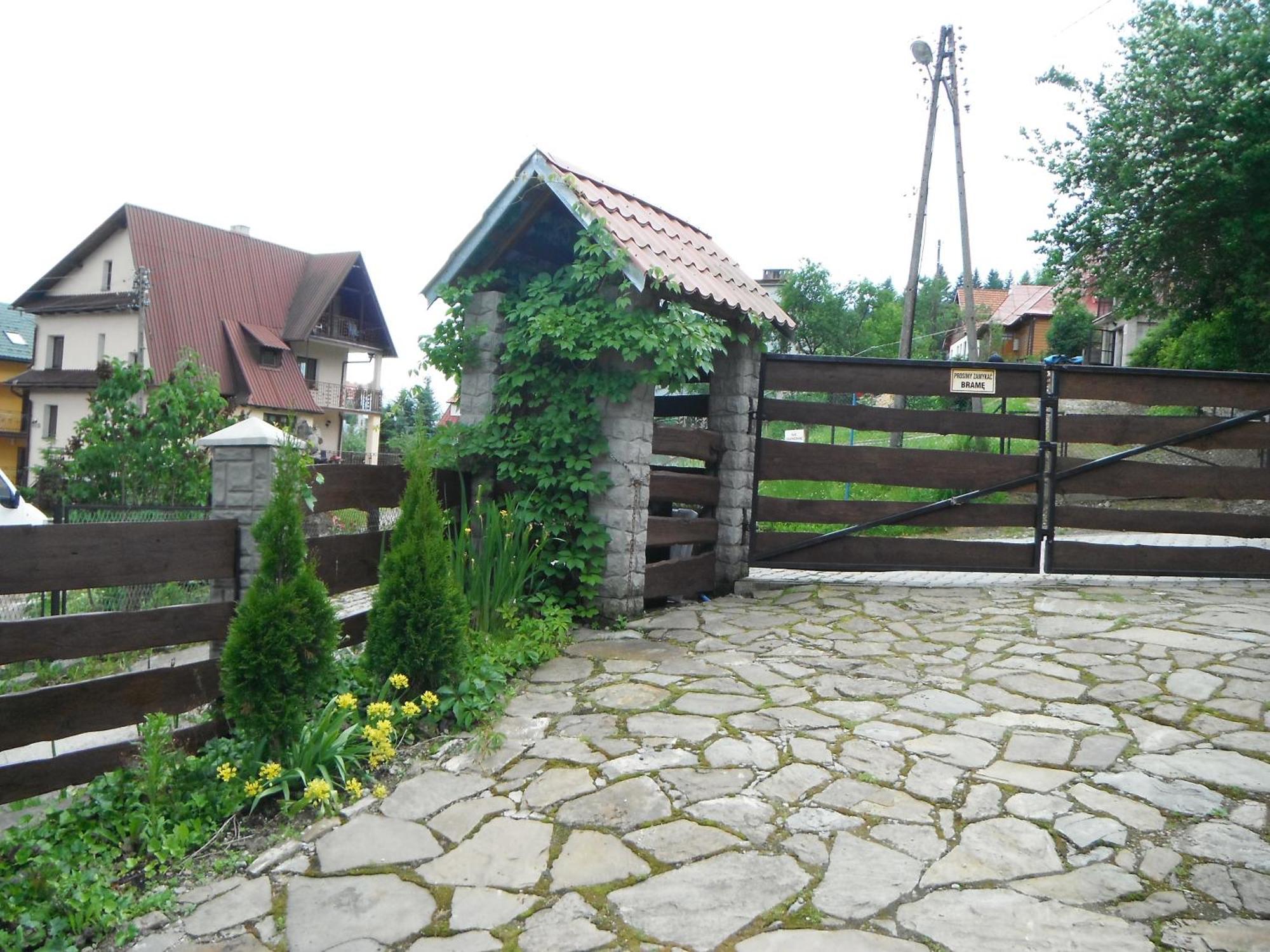 Dom Goscinny Dudek Krynica Zdroj Exterior photo